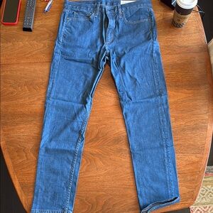 listing-status-banner